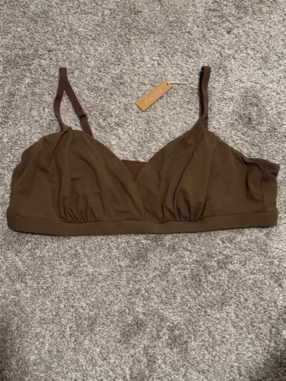 FITS EVERYBODY
Crossover Bralette